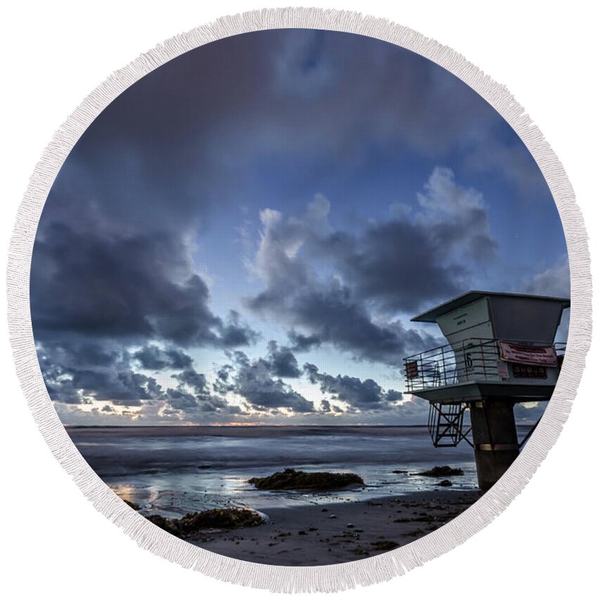 Clouds Round Beach Towel featuring the photograph Endless Horizons No.2 by Margaret Pitcher