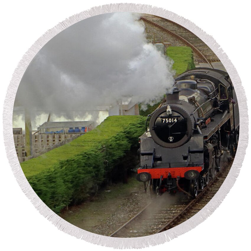 Engine 75014 Round Beach Towel featuring the photograph Engine 75014 by Tony Murtagh
