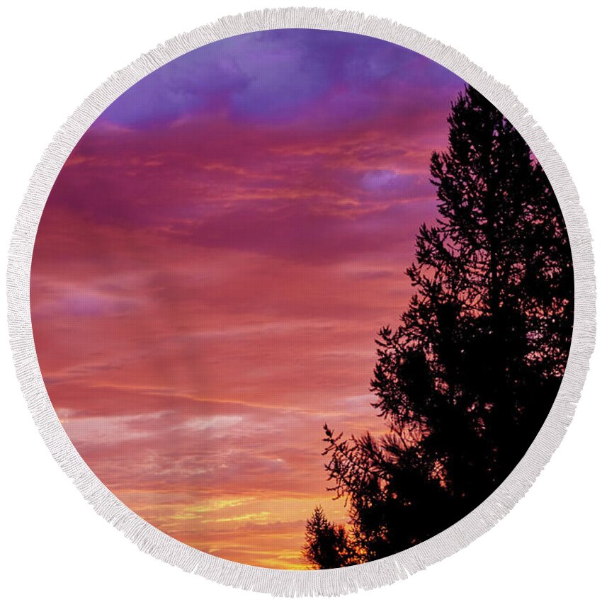 Sunrise Round Beach Towel featuring the photograph Exploding Color by Loni Collins