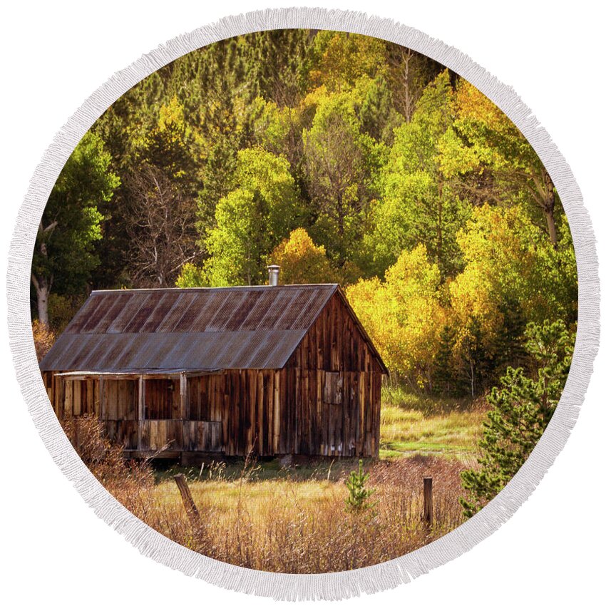 Cabin Round Beach Towel featuring the photograph Fall Cabin by Steph Gabler