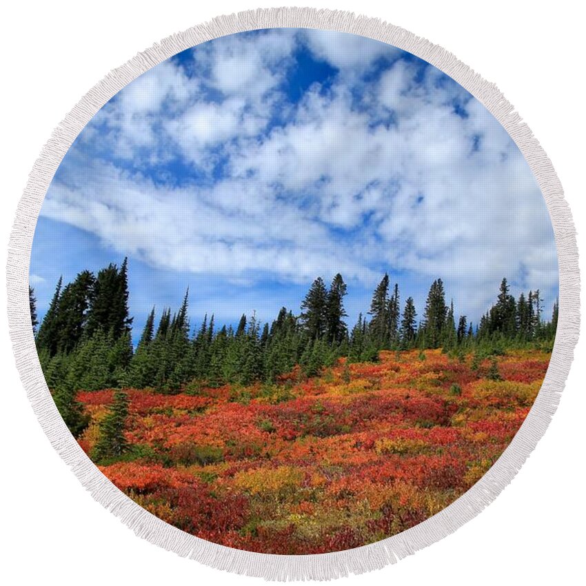 Fall Colors At Mount Rainier Round Beach Towel featuring the photograph Fall colors at Mount Rainier by Lynn Hopwood