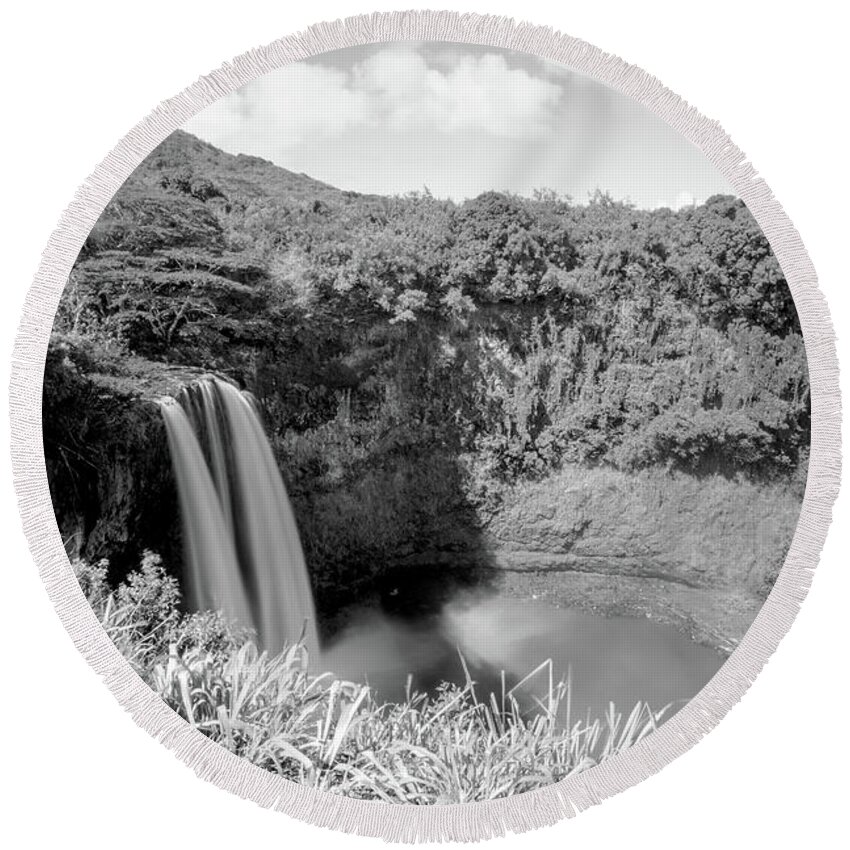 Wailua Falls Round Beach Towel featuring the photograph Fantasy Island by Jason Wolters