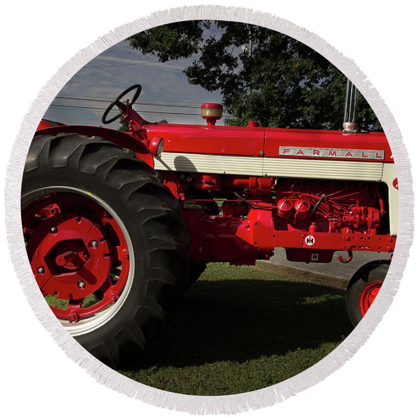 Tractor Round Beach Towel featuring the photograph Farmall Turbo 560 by Mike Eingle