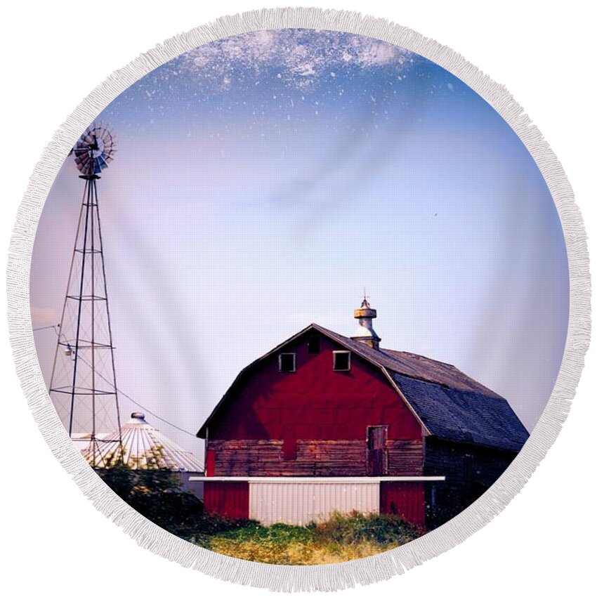 Barn Round Beach Towel featuring the photograph Fayette Barn by Bonfire Photography