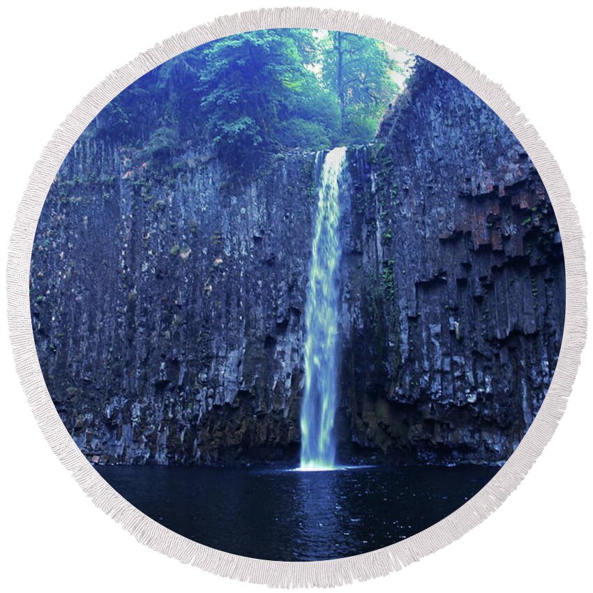 Abiqua Falls Round Beach Towel featuring the photograph Feel This Way by Douglas Berg