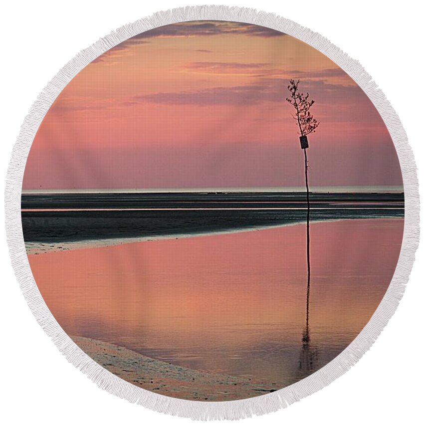 Landscape Round Beach Towel featuring the photograph Feels Like A Dream by Patrice Zinck