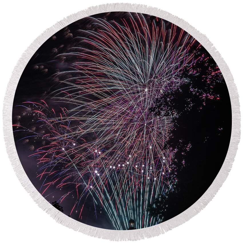 Fireworks Round Beach Towel featuring the photograph Fireworks 7 by Jerry Gammon