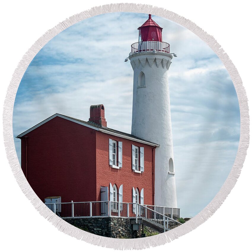 Fisgard Lighthouse Round Beach Towel featuring the photograph Fisgard Lighthouse by Jeanette Mahoney