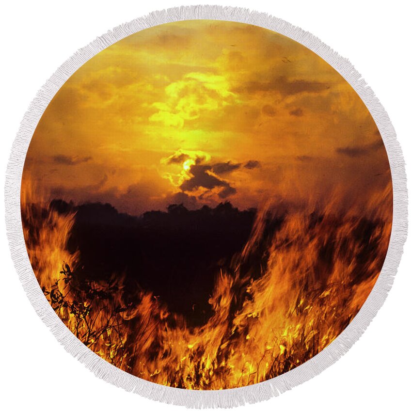 Landscape Round Beach Towel featuring the photograph Flaming Sunset by Robert Potts