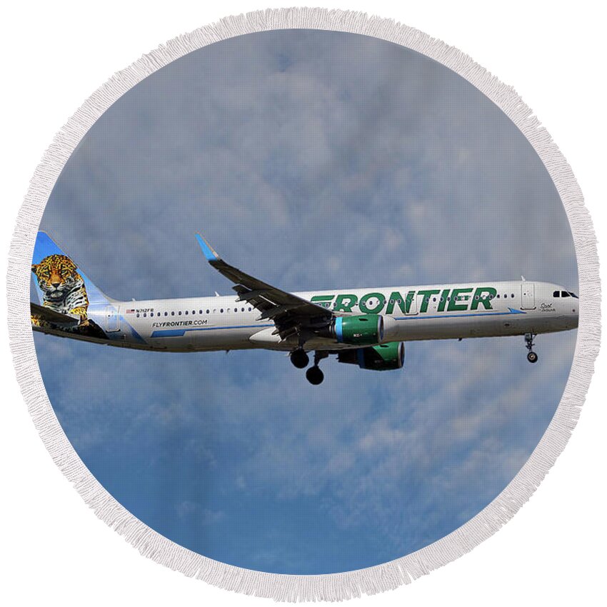 Frontier Round Beach Towel featuring the photograph Frontier Airbus A321-211 by Smart Aviation