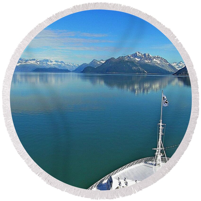 Glacier Bay National Park Round Beach Towel featuring the photograph Glacier Bay by Steve Brown