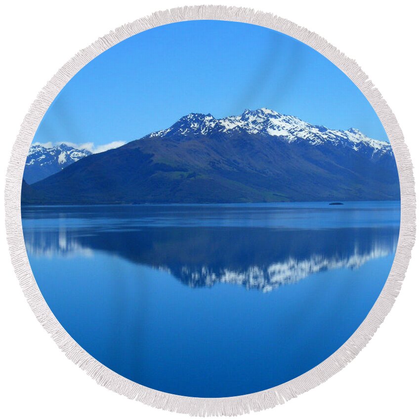 Glenorchy Road New Zealand Round Beach Towel featuring the photograph Glenorchy Road New Zealand by Sandy Taylor