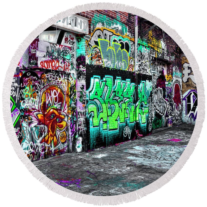 Paint Round Beach Towel featuring the photograph Graffiti Alley by Reynaldo Williams