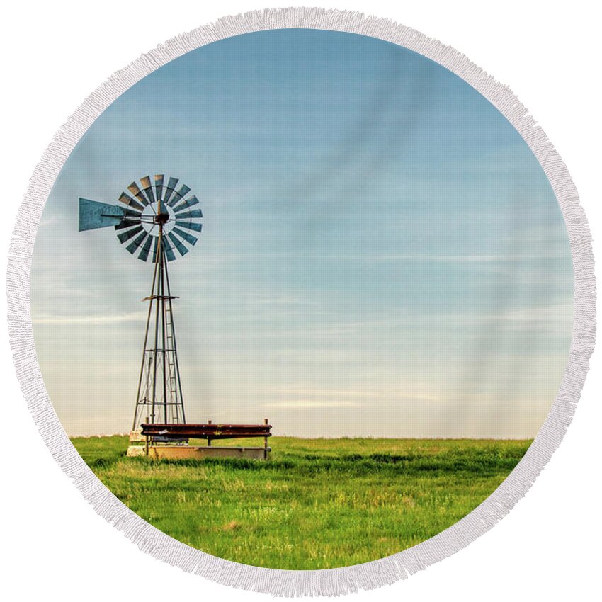 Windmill Round Beach Towel featuring the photograph Great Plains Windmill by Todd Klassy