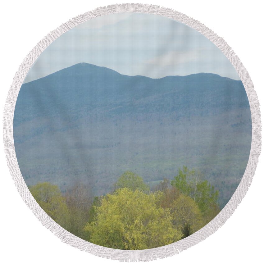 Vermont Round Beach Towel featuring the photograph Green Mountains of Vermont by Catherine Gagne