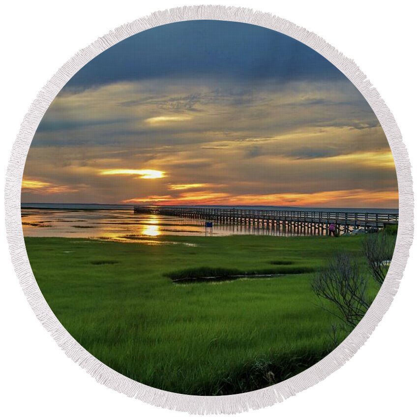 Grey's Beach Round Beach Towel featuring the photograph Grey's Beach Sunset No 2 by Marisa Geraghty Photography