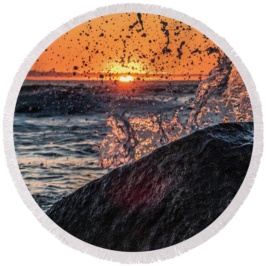 Sunrise Round Beach Towel featuring the photograph Grommet Island 3 by Larkin's Balcony Photography