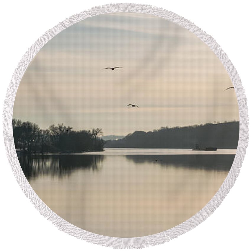 Gulls Round Beach Towel featuring the photograph Gulls Over the Ohio by Holden The Moment