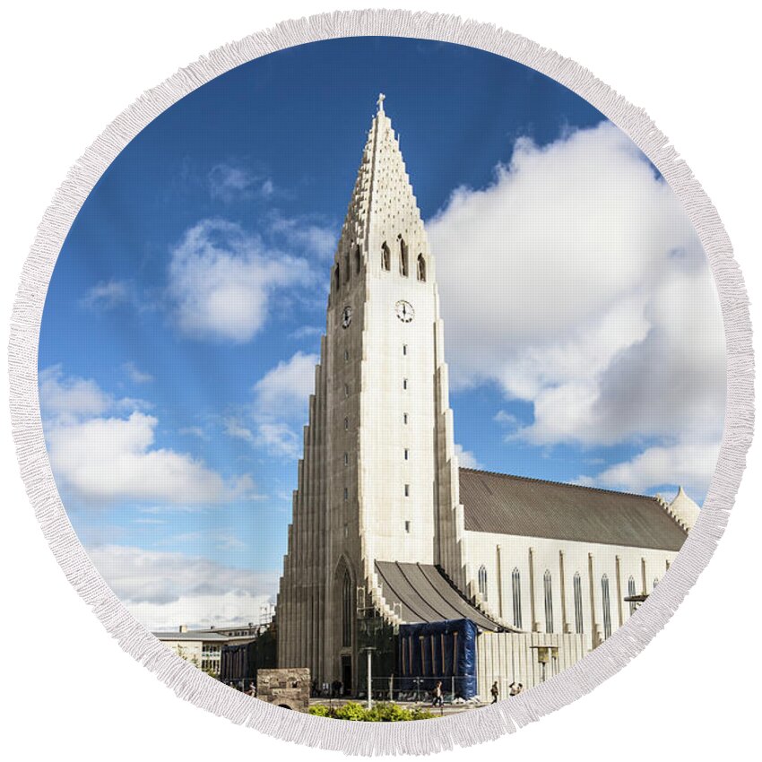 Capital Cities Round Beach Towel featuring the photograph Hallgrimskirkja church in Reykjavik by Didier Marti