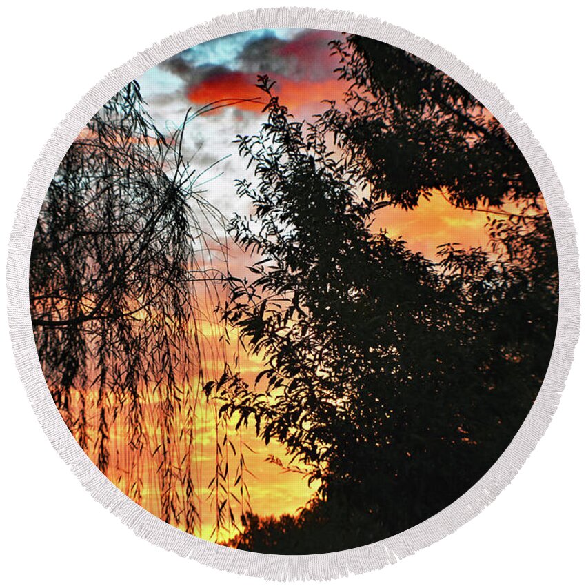 Nature Round Beach Towel featuring the photograph Halloween Sunrise 2015 by DB Hayes