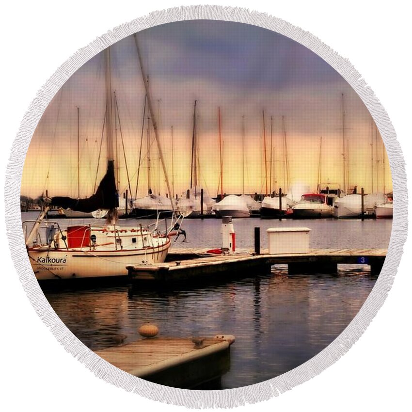 Dusk At Harbor Point Round Beach Towel featuring the photograph Harbor Point Stamford by Diana Angstadt
