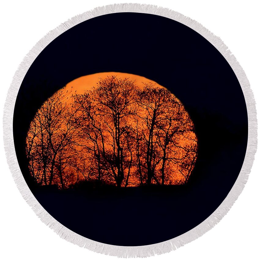 Moon Round Beach Towel featuring the photograph Harvest Moon Rising by William Jobes