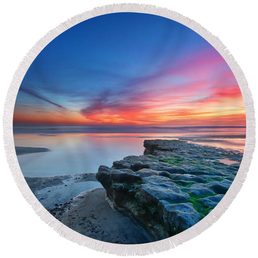 Sunset Round Beach Towel featuring the photograph Heaven and Earth by Larry Marshall