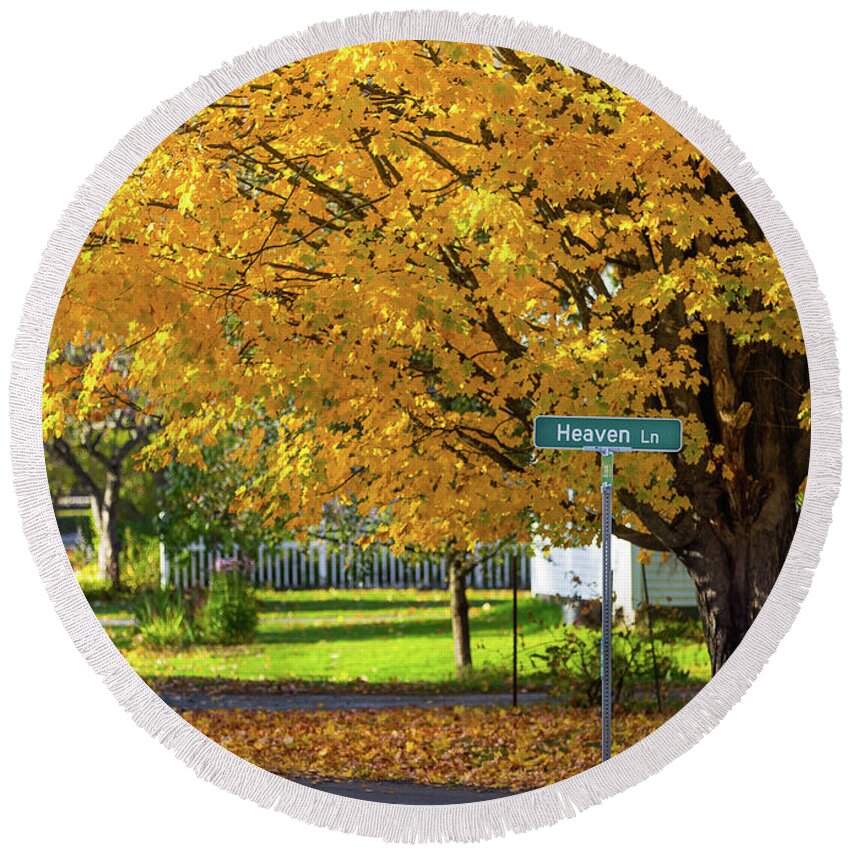 Vermont Round Beach Towel featuring the photograph Heaven Lane by Tim Kirchoff