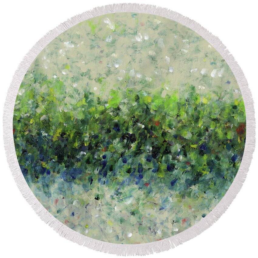 Green Round Beach Towel featuring the painting Hedgerow by Lynne Taetzsch