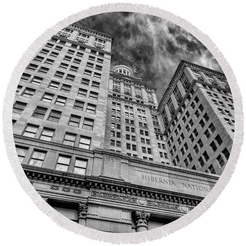 Architecture Round Beach Towel featuring the photograph Hibernia National Bank by Raul Rodriguez