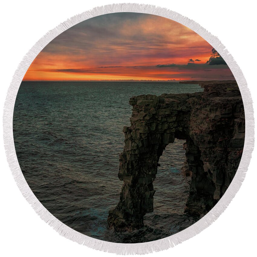 Holei Sea Arch Round Beach Towel featuring the photograph Holei Sea Arch by Susan Rissi Tregoning