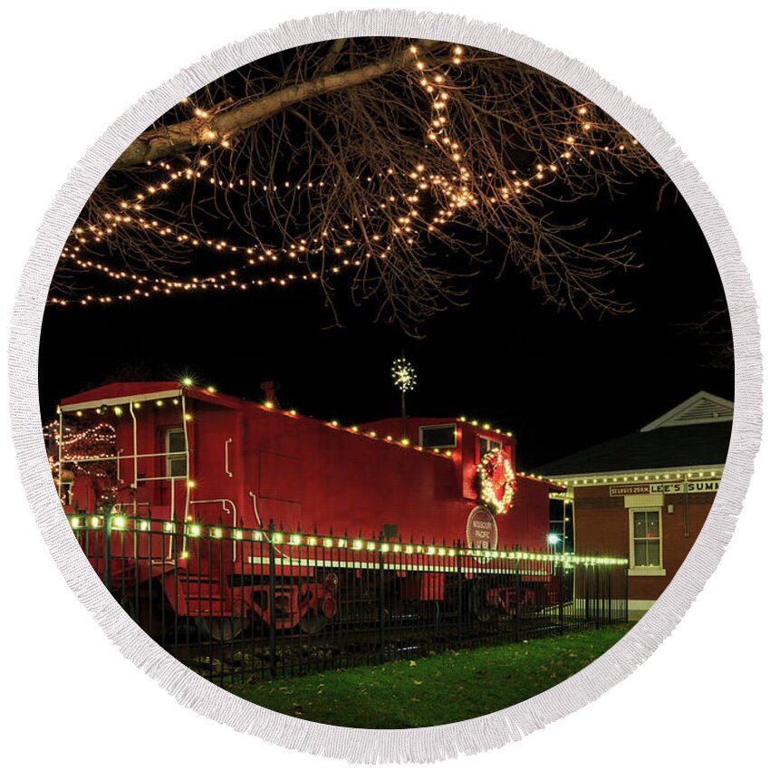 Christmas Round Beach Towel featuring the photograph Holiday Caboose by Dennis Hedberg