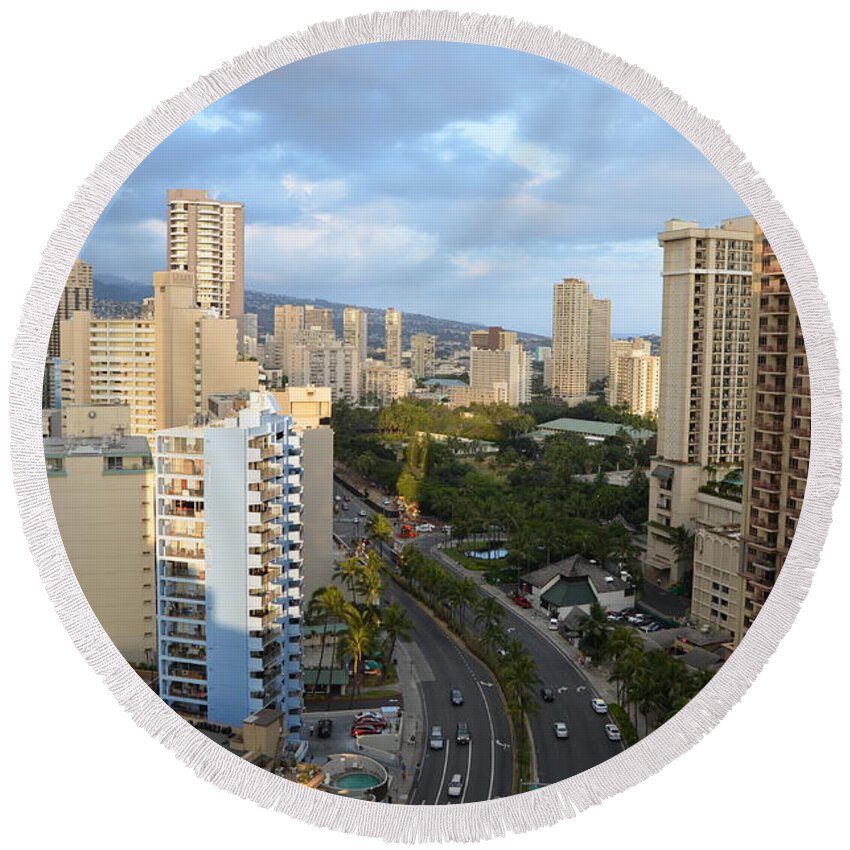 Hawaii Round Beach Towel featuring the photograph Honolulu 2 by Amy Fose