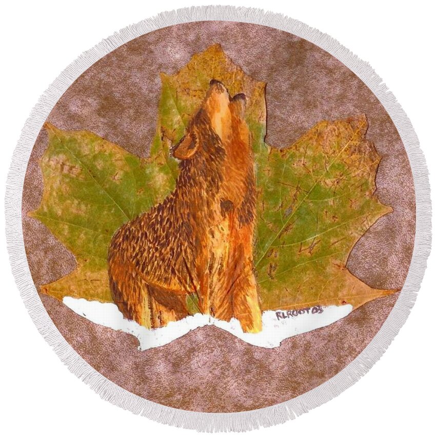 Wildlife Round Beach Towel featuring the painting Howling Wolf by Ralph Root