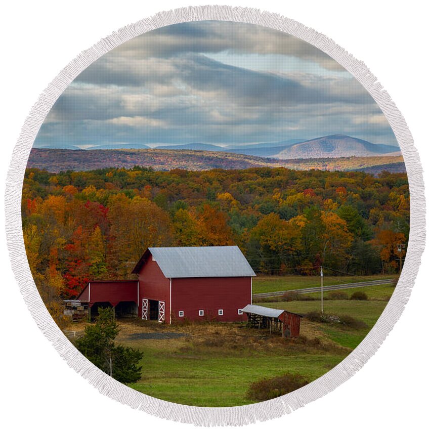 Autumn Round Beach Towel featuring the photograph Hudson Valley NY Fall Colors by Susan Candelario