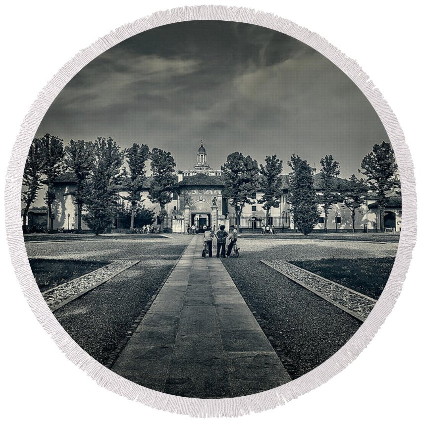Certosa Di Pavia Round Beach Towel featuring the photograph In front of monastery by Roberto Pagani