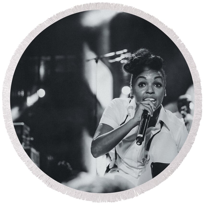 Janelle Monae Round Beach Towel featuring the photograph Janelle Monae Playing Live by Marco Oliveira