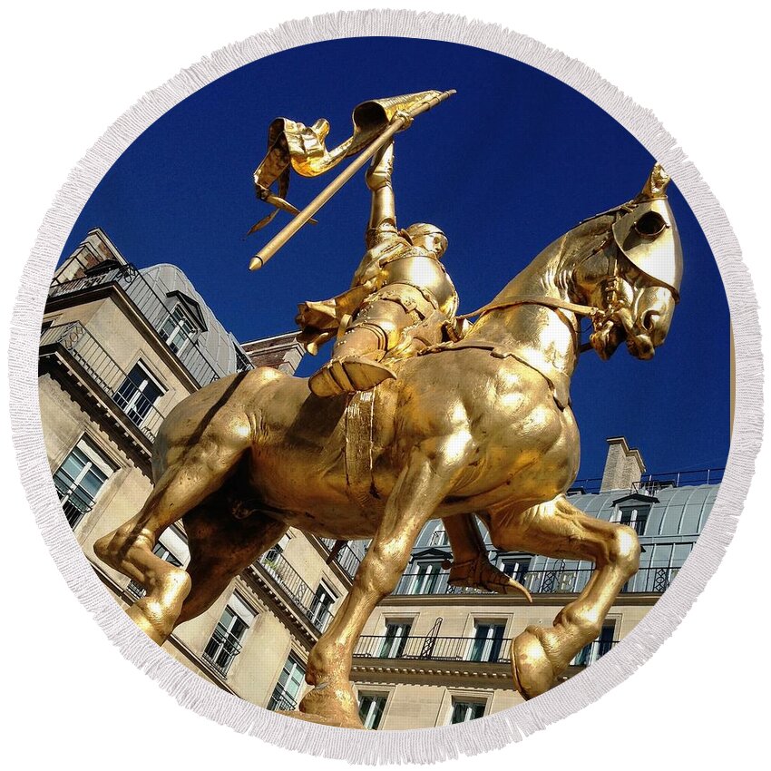 Statue Round Beach Towel featuring the photograph Joan of Arc - Paris by Therese Alcorn