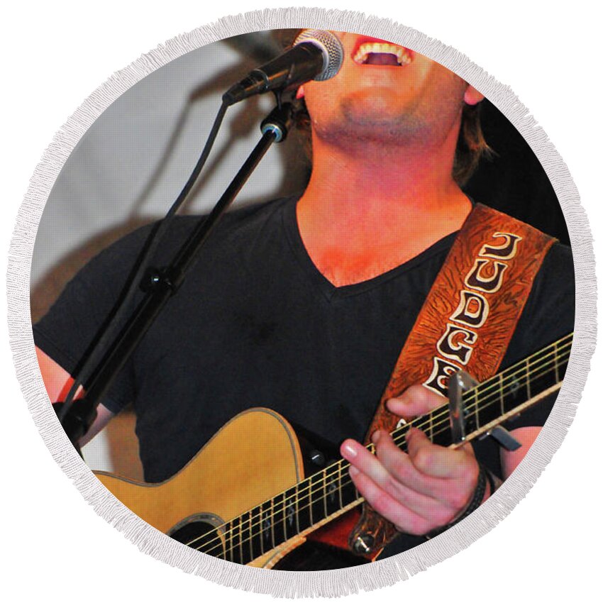 Country Round Beach Towel featuring the photograph Judge Jerrod Niemann by Mike Martin