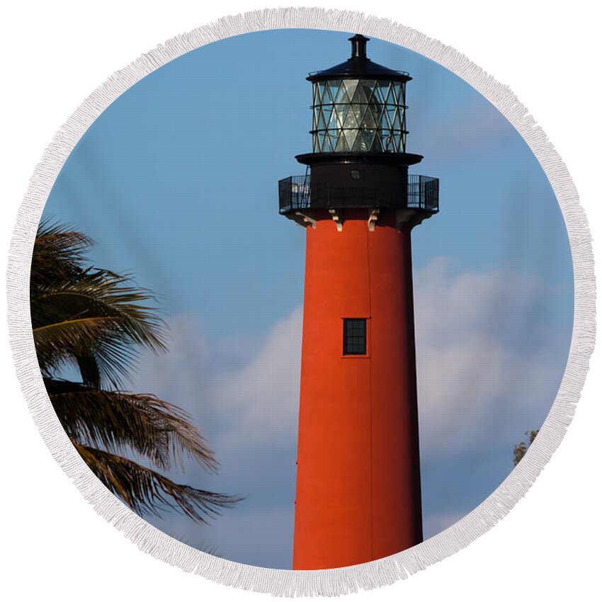 Architecture Round Beach Towel featuring the photograph Jupiter Inlet Lighthouse by Ed Gleichman