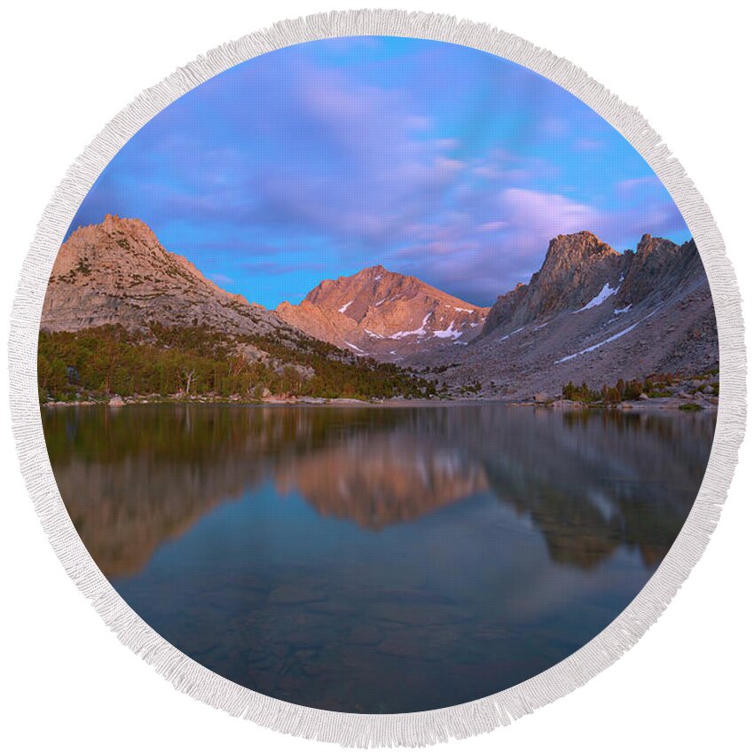 Sierra Round Beach Towel featuring the photograph Kearsarge Lake Twilight by Brian Knott Photography