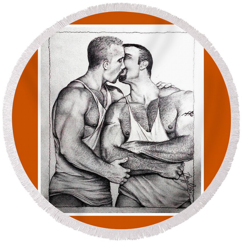 Couple Round Beach Towel featuring the drawing Kiss by Mike Gonzalez