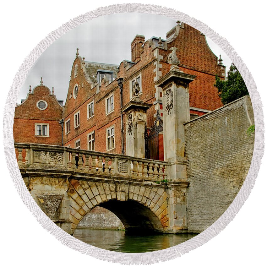 The Backs Round Beach Towel featuring the photograph Kitchen or Wren bridge and St. Johns College from the Backs. Cambridge. by Elena Perelman