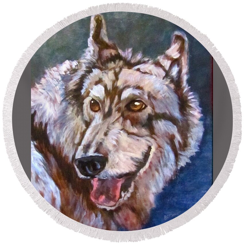 Wolf Round Beach Towel featuring the painting Koukin by Barbara O'Toole