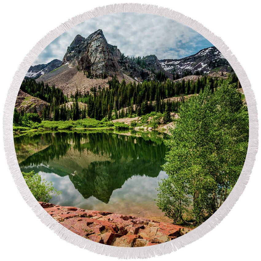 Lake Blanche Round Beach Towel featuring the photograph Lake Blanche - Wasatch - Big Cottonwood Canyon - Utah by Gary Whitton