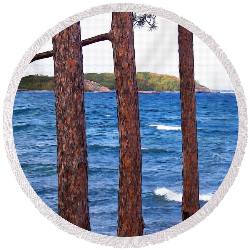 Lake Superior Round Beach Towel featuring the photograph Lake Superior Landscape by Phil Perkins
