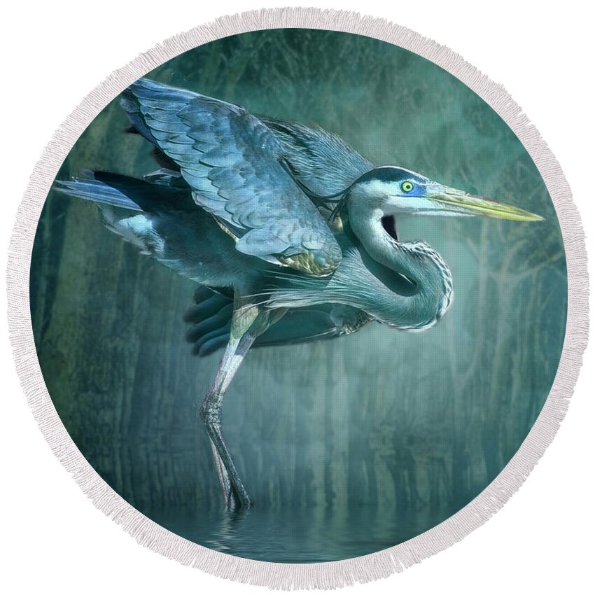Great Blue Heron Round Beach Towel featuring the photograph Leaving The Lake by Brian Tarr