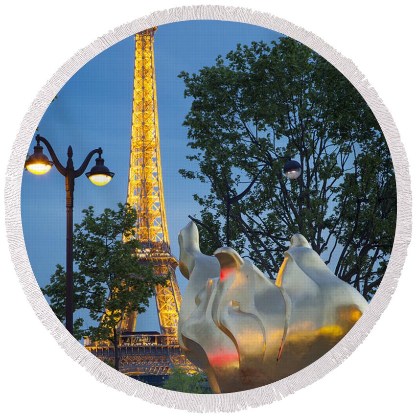 Paris Round Beach Towel featuring the photograph Liberty Torch and Eiffel by Brian Jannsen