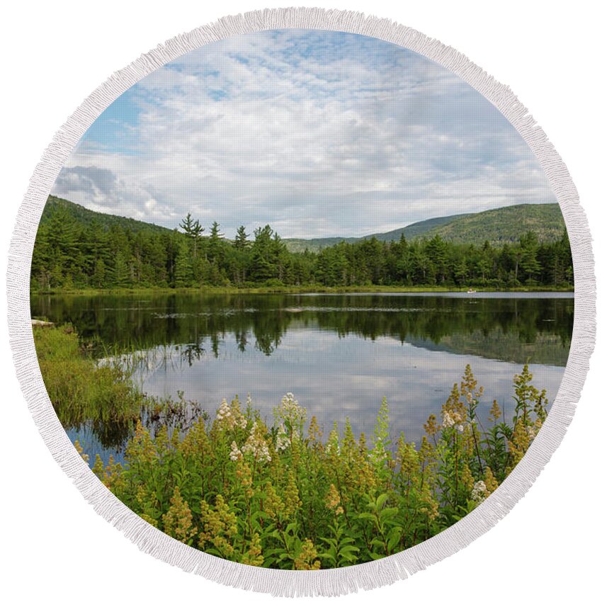White Mountain National Forest Round Beach Towel featuring the photograph Lily Pond - White Mountains, New Hampshire by Erin Paul Donovan