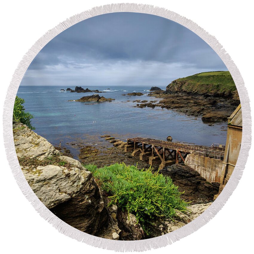 Lifeboat Round Beach Towel featuring the photograph Lizard Point by Chris Smith